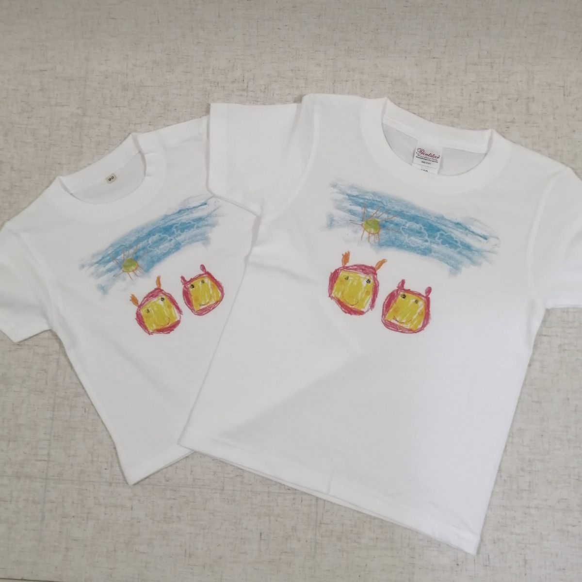 お子様の絵をプリントしたTシャツ（染めるプリント）